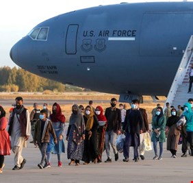 توضيح حكومي بشأن توطين لاجئين افغان في محافظة عراقية