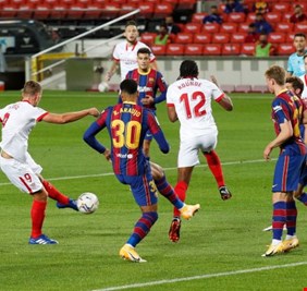 تأجيل مواجهة برشلونة وإشبيلية بقرار من المجلس الأعلى للرياضة