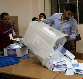 (سيدة الخضراء) تثير المخاوف من تزوير الانتخابات في العراق