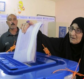 لأول مرة في تاريخ الانتخابات العراقية.. حكومة الكاظمي تتعهد بنقل ذوي الاحتياجات وكبار السن بيوم الاقتراع