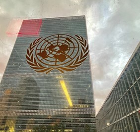 الخارجية الأمريكية: بحث طلب 