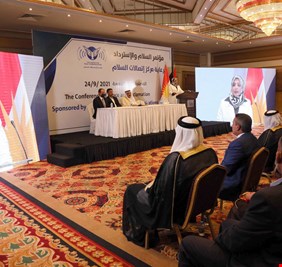 بعد حضورهم مؤتمر التطبيع مع اسرائيل.. المحكمة تحدد اسماء الشخصيات الصادرة بحقهم مذكرة قبض