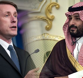 (ما محبة إلاً بعد عداوة) .. مستشار الأمن القومي الامريكي يزور الرياض ويعانق ( أخاه ) محمد بن سلمان !