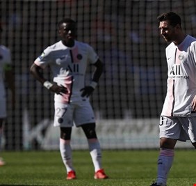 سان جيرمان يتلقى أول هزيمة هذا الموسم في الدوري الفرنسي