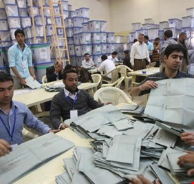 العالم يدفع بـ 900 مراقب دولي لمراقبة انتخابات العراق