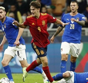 جافي نجم برشلونة الواعد يدخل تاريخ المنتخب الإسباني من أوسع أبوابه