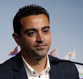 تشافي: كل الاحتمالات واردة بشأن برشلونة