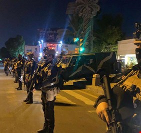 ما سبب انتشار قوة ضاربة وسط بغداد ؟