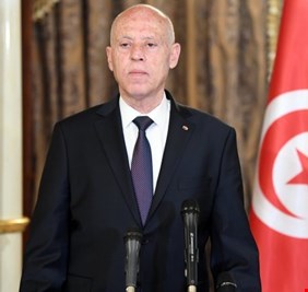 أعضاء الحكومة التونسية الجديدة يؤدون القسم أمام الرئيس قيس سعيد