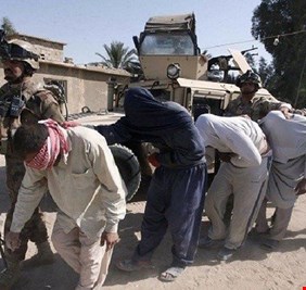 اعتقال اربعة من أبناء الموصل يقومون بتزوير هويات وتصاريح أمنية وسندات عقار واجازات سوق وشهادات وفاة للدواعش