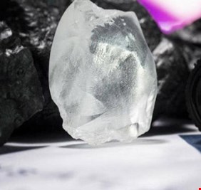 أغلى قطعة ألماس في تاريخ بورصة دبي.. كم سعرها؟