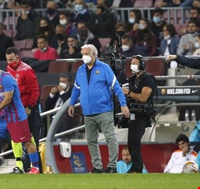 كومان يوجه رسالة لجماهير برشلونة