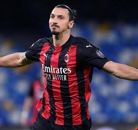 إبراهيموفيتش يستهدف كسر رقم توتي التاريخي في دوري الأبطال