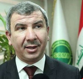 العراق يراهن على 100 دولار امريكي للبرميل كي ينعش خزائنه القلقة