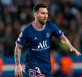 أسطورة الكرة الفرنسية تيري هنري يدافع عن ميسي : العيب يكمن في سان جيرمان وليس في ميسي !