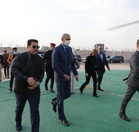 بالصور .. وفد برئاسة الاعرجي وعضوية وزير الداخلية يتوجه الى ديالى