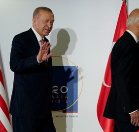 أردوغان يعلن بعد لقاء بايدن أن عملية الدعم الأمريكي للأكراد في سوريا لن تستمر بنحوها الحالي