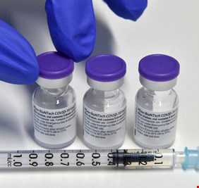 ثلاث أساطير عن اللقاحات المضادة لكورونا