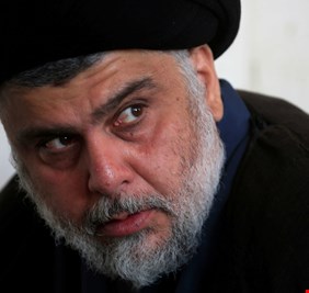 هل تتعلق بوجود الصدر في بغداد؟.. قيادي بالتيار الصدري يعلق على تظاهرات الخضراء