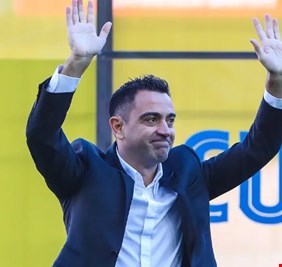 (حتى يستعيد برشلونه عافيته) تشافي يخطط لاستقدام (الاربعة الكبار) الى صفوف النادي الكاتالوني..!!