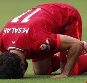 ليفربول يبحث عن بديل لتعويض غياب المصري صلاح