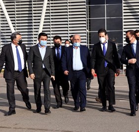 الحراك السياسي يعاود النشاط من بوابة وفود الأحزاب الكردية الى بغداد، والكاظمي محور اللقاءات المنعقدة