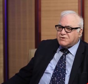 مستشار الكاظمي يصوب نحو العام 2022.. ماذا سيشهد العراق؟