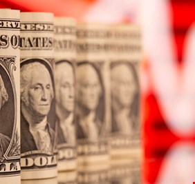 بنك أمريكي ينصح بشراء الأسهم الروسية وأسهم دولة عربية