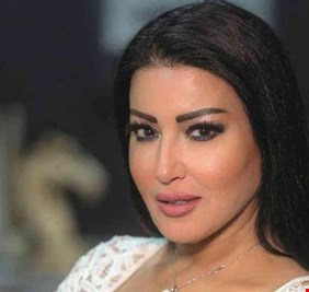سمية الخشاب عن فترة الخطوبة بين العروسين: 