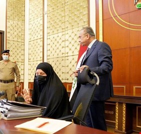 بالصور .. الكاظمي .. المرتبط نفسياً ووجدانياً بمن ينزف دماً لأجل العراق، يستقبل الأشقاء الجرحى الأربعة ويوجه بترقيتهم ..