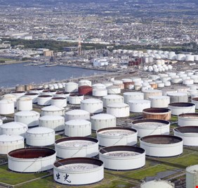 اليابان تعلن الإفراج عن بعض احتياطي النفط بالتنسيق مع الولايات المتحدة