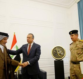 الكاظمي (العادل) ينتصر لمواطن عراقي إشتكى على حكومته.. !