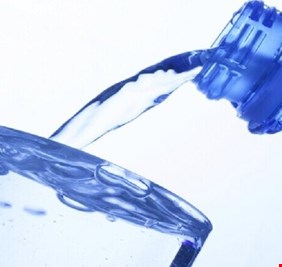 ما كمية الماء التي يجب شربها في الشتاء؟