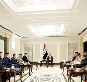 عقب  لقائه عوائل شهداء الرشاد..الكاظمي: وأدنا الطائفية بحكمة وصبر هذه العوائل