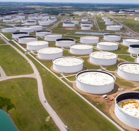 الولايات المتحدة تبيع 18 مليون برميل من النفط من احتياطياتها