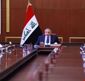 تدابير حكومة الكاظمي تنجح في رفع رصيد البنك المركزي من الدولار وتأمين احتياجات العام القادم