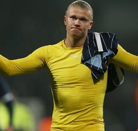 رئيس بايرن ميونخ يكشف سبب رفض فريقه التعاقد مع هالاند