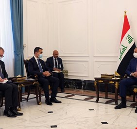 الكاظمي يؤكد أهمية الاستفادة من تجربة إيطاليا بمحاربة شبكات الفساد والجريمة المنظمة