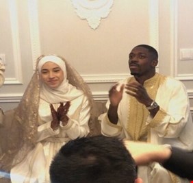 عثمان ديمبيلي نجم برشلونة يعقد قرانه على فتاة مغربية