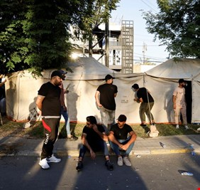 خلال ساعات.. رفع خيام المعتصمين الرافضين لنتائج الانتخابات في بغداد