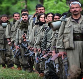 مسؤول تركماني عراقي يكشف عن منع بي كا كا الكردية للعوائل التركمانية من العودة الى تلعفر