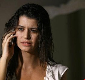 لهذا السبب.. ممثلة تركية تعتزل التمثيل التلفزيوني