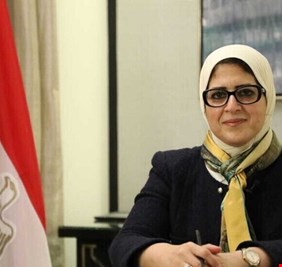 مصر.. الكشف عن المتهمين في قضية رشوة وزارة الصحة بينهم ضابط وطليق الوزيرة