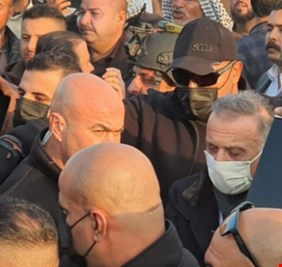 الكاظمي يصل لناحية جبلة في بابل ويحضر مجلس عزاء شهداء الجريمة النكراء