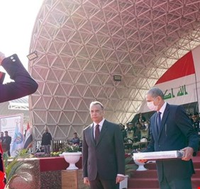 بالصور ..  في ذكرى تأسيس الشرطة .. الكاظمي يحضر حفل تخرج دورة الضباط العالية
