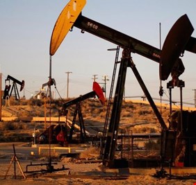 مع تلاشي مخاوف الطلب.. النفط يدخل عام 2022 بموجة صعودية