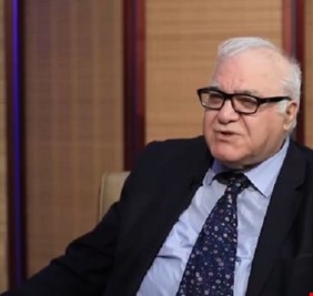 ماذا يعني رفع اسم العراق من قائمة الدول عالية الخطورة؟.. مستشار الكاظمي يجيب