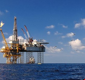 العراق يتجه لمياه الخليج العربي للبحث عن النفط