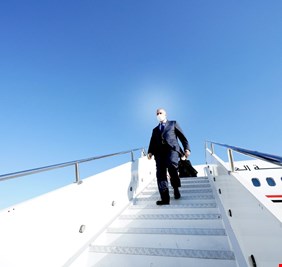 فيديو (الحقيقة في دقيقة) يكشف أسرار زيارة الكاظمي للنجف للمرة الثانية على التوالي