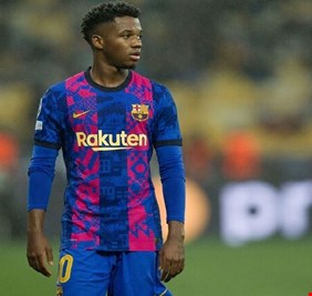 نادي برشلونة يكشف طبيعة إصابة نجمه فاتي